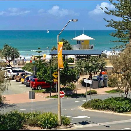 Ocean View - Alexandra Headlands Beachfront Unit Buitenkant foto